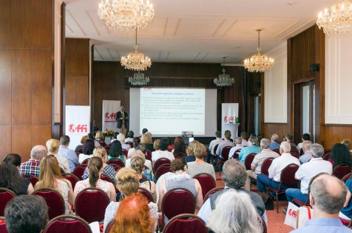 Teltház a konferencián